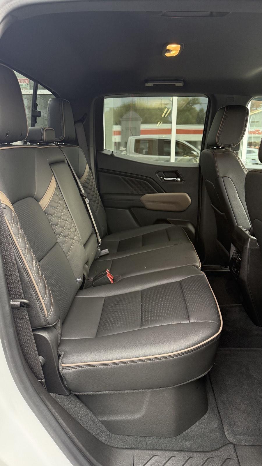 GMC Canyon Denali Crew Cab 4WD 2023