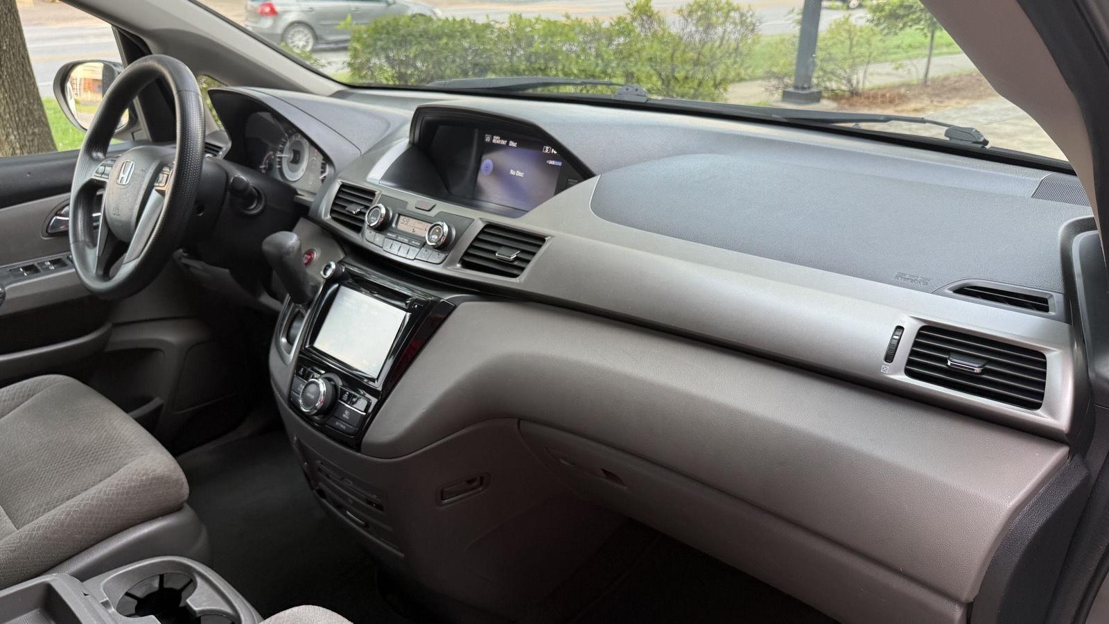 Honda Odyssey SE 2016