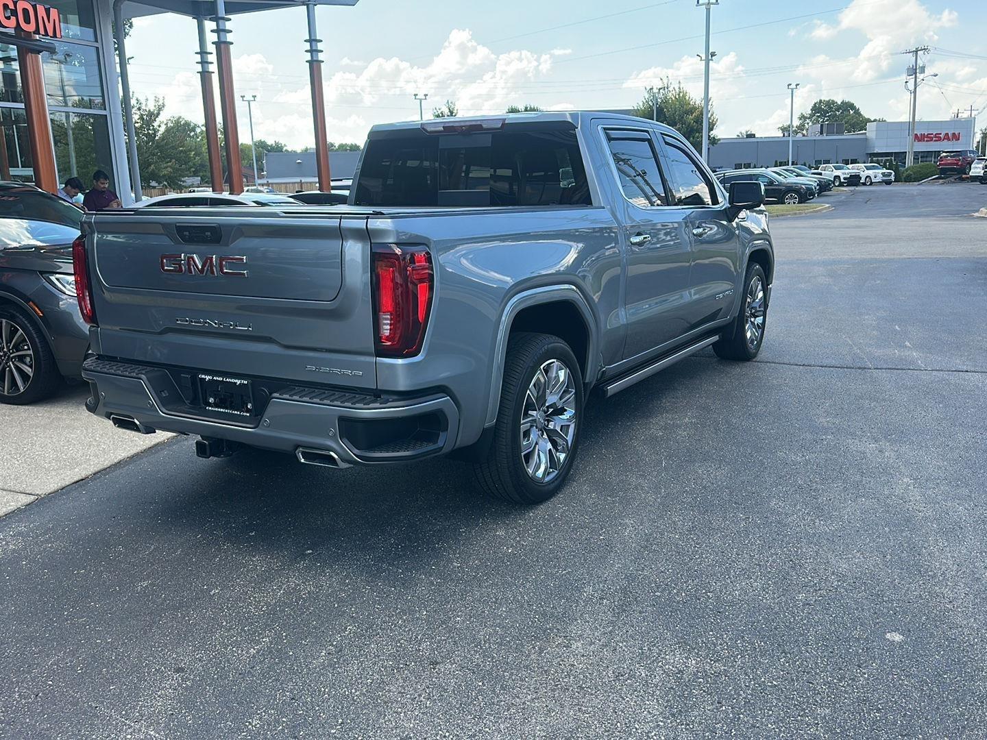 GMC Sierra 1500 Denali Crew Cab Short Box 4WD 2023