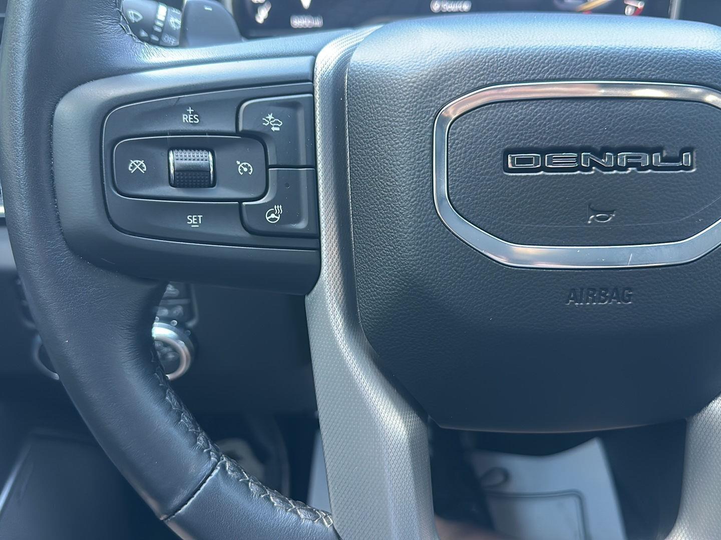 GMC Sierra 1500 Denali Crew Cab Short Box 4WD 2023
