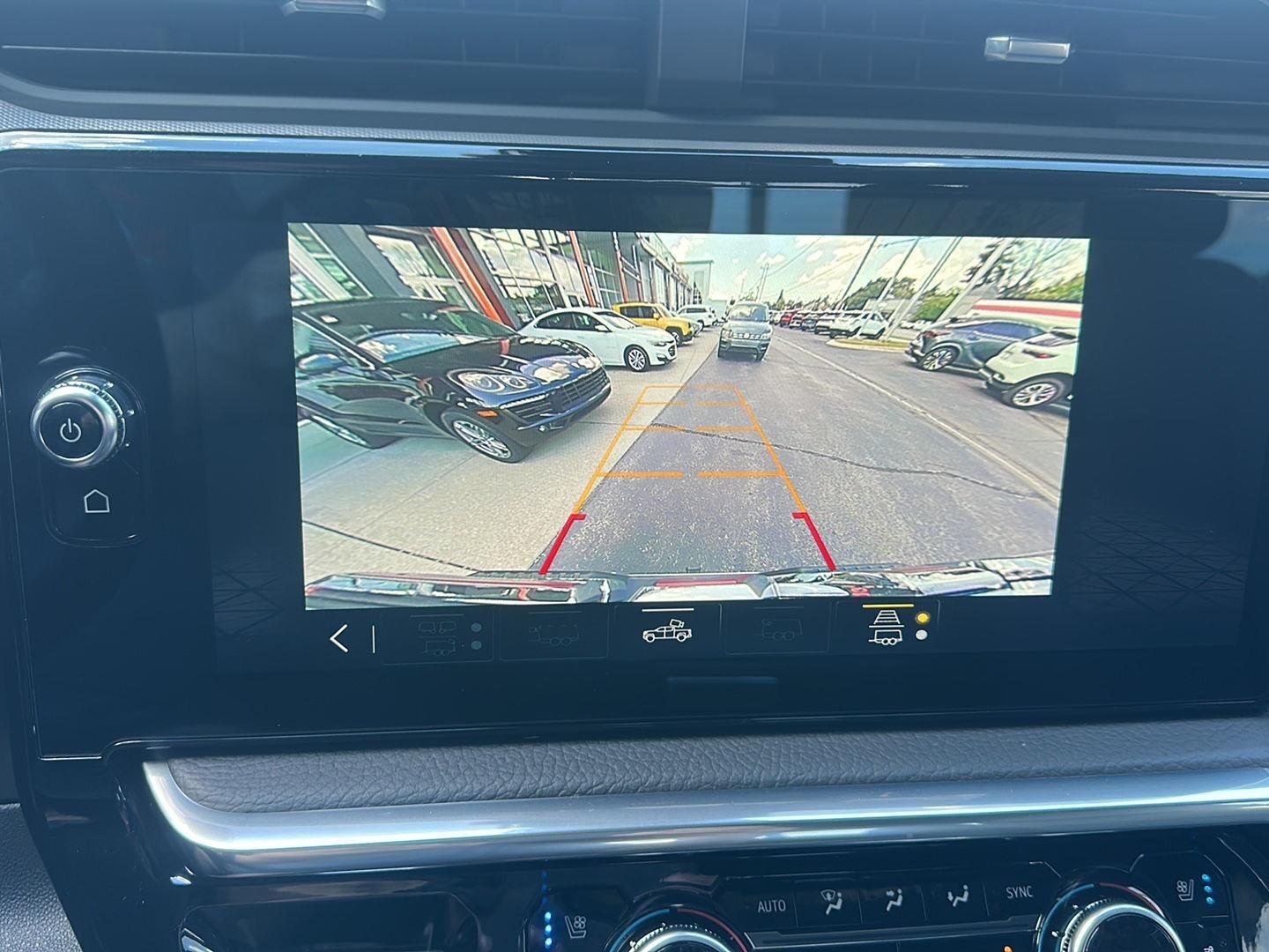 GMC Sierra 1500 Denali Crew Cab Short Box 4WD 2023