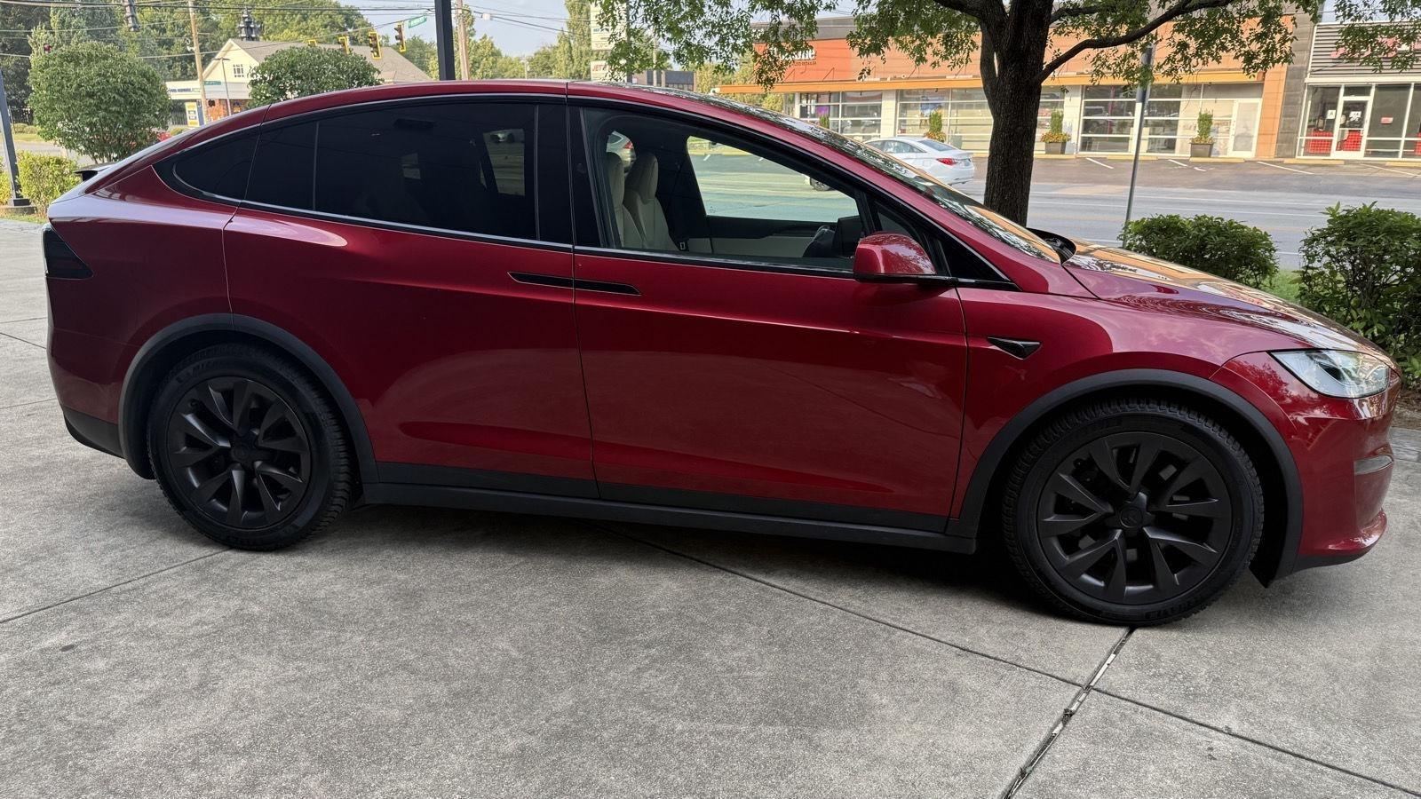 Tesla Model X Base 2023