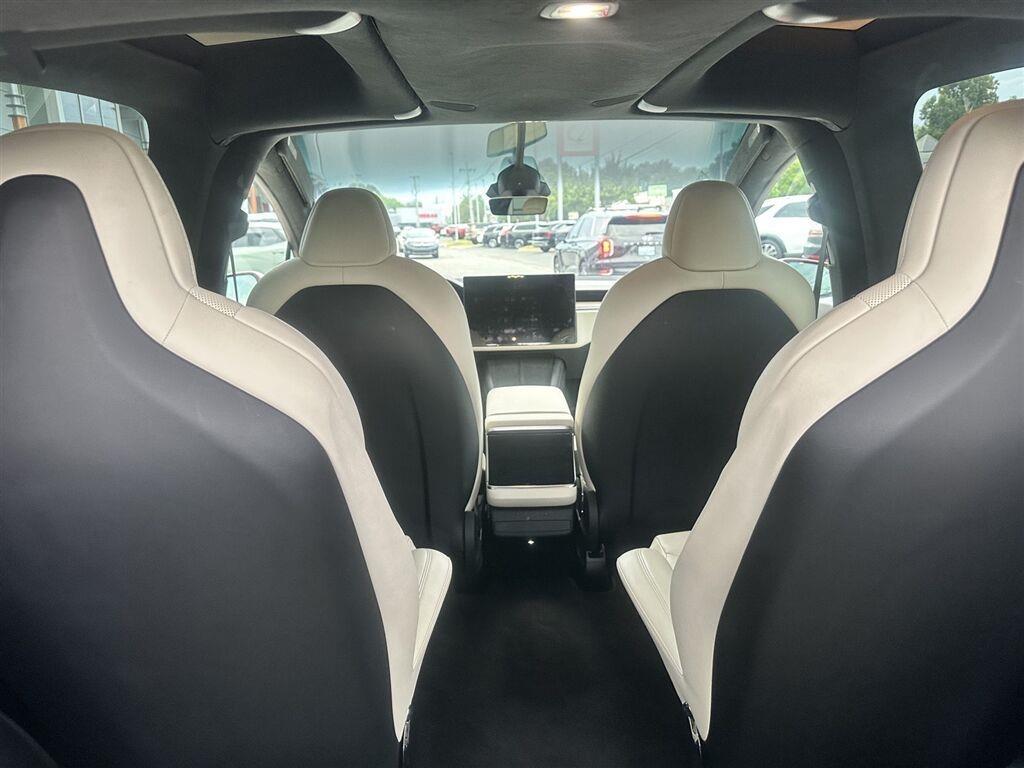 Tesla Model X Base 2023