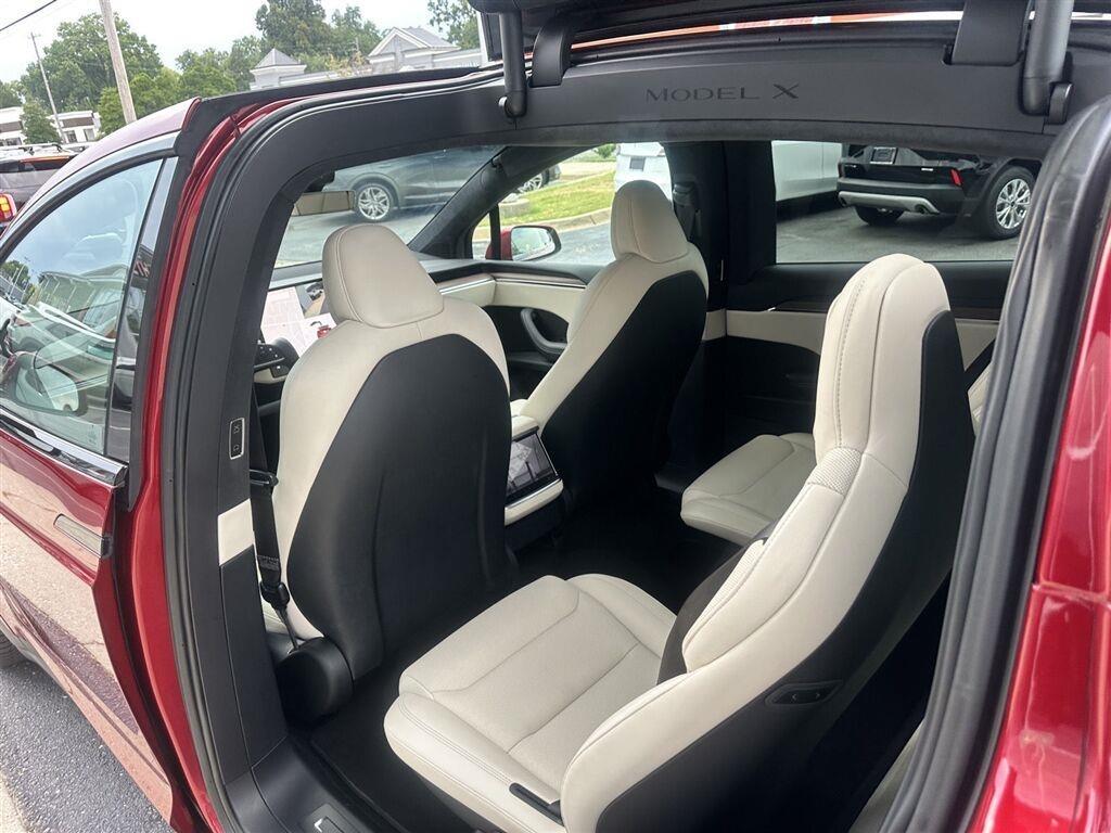 Tesla Model X Base 2023