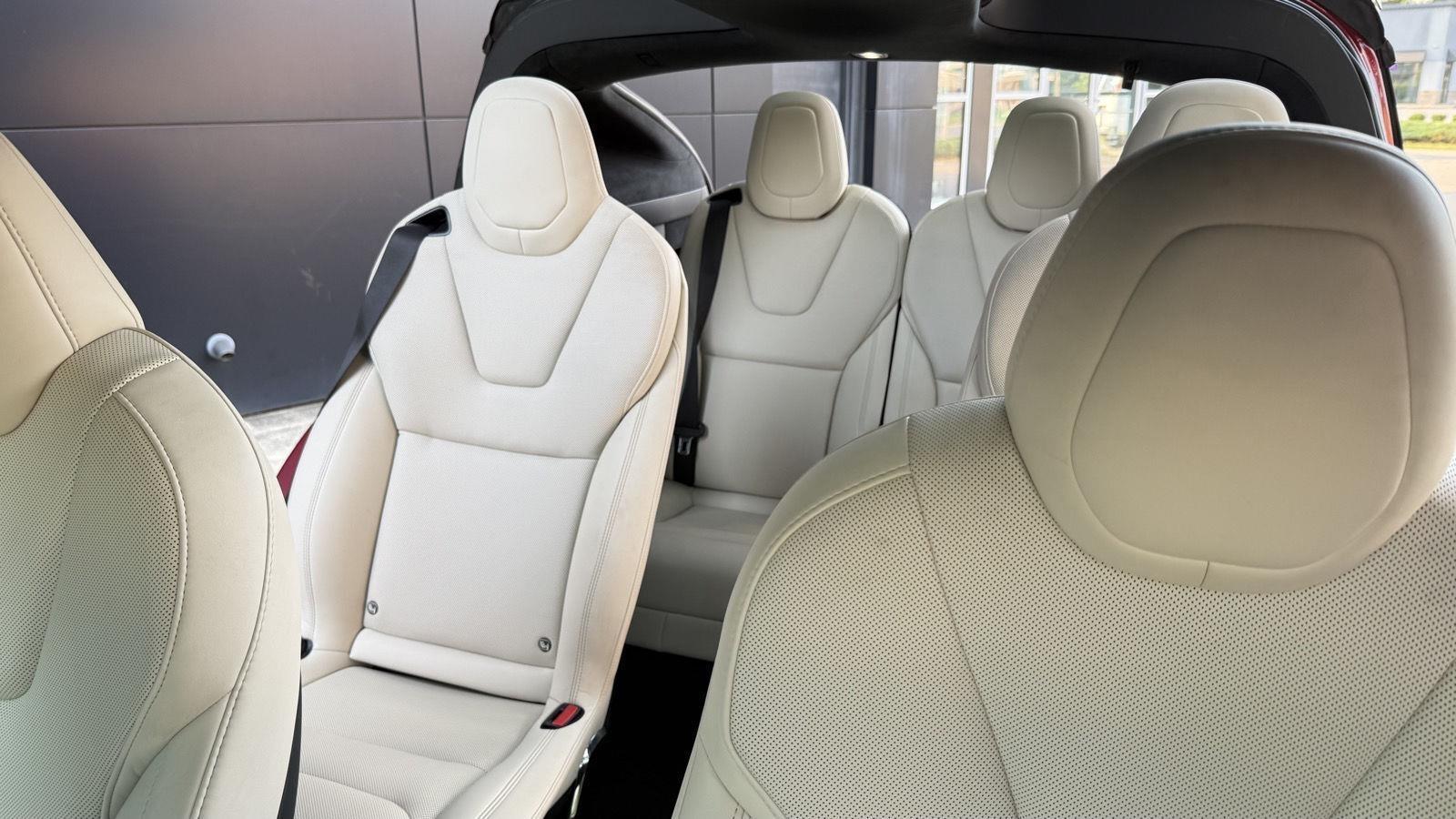 Tesla Model X Base 2023
