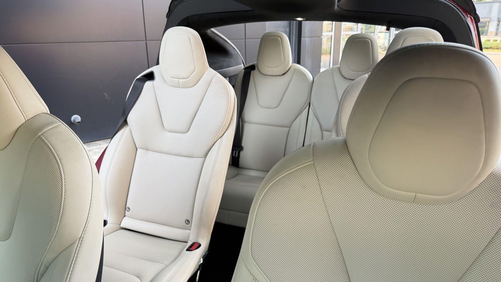 Tesla Model X Base 2023