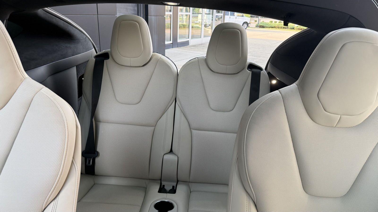 Tesla Model X Base 2023