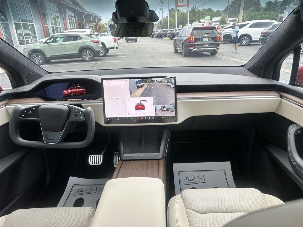 Tesla Model X Base 2023