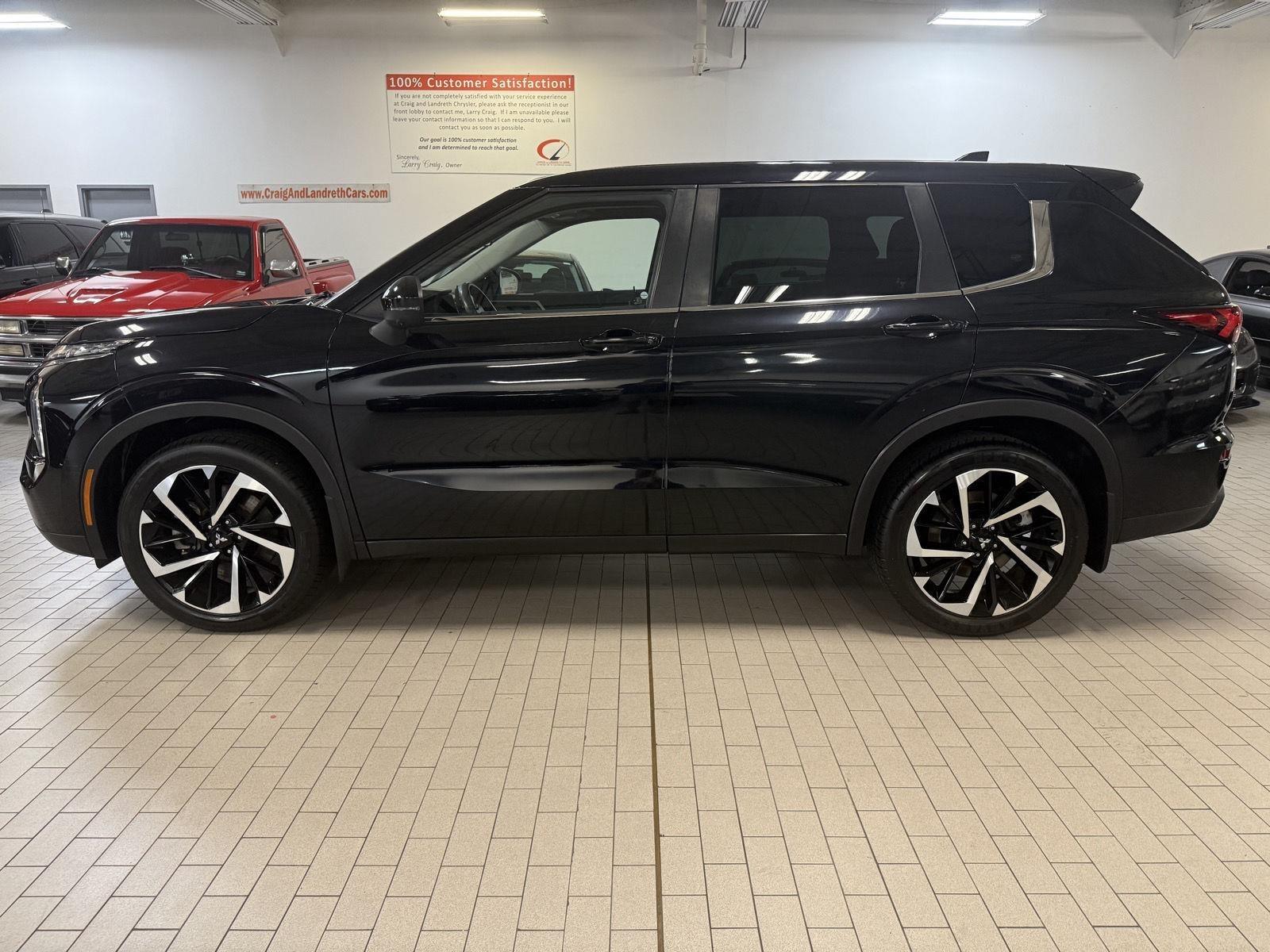 2022 Mitsubishi Outlander ES 4WD