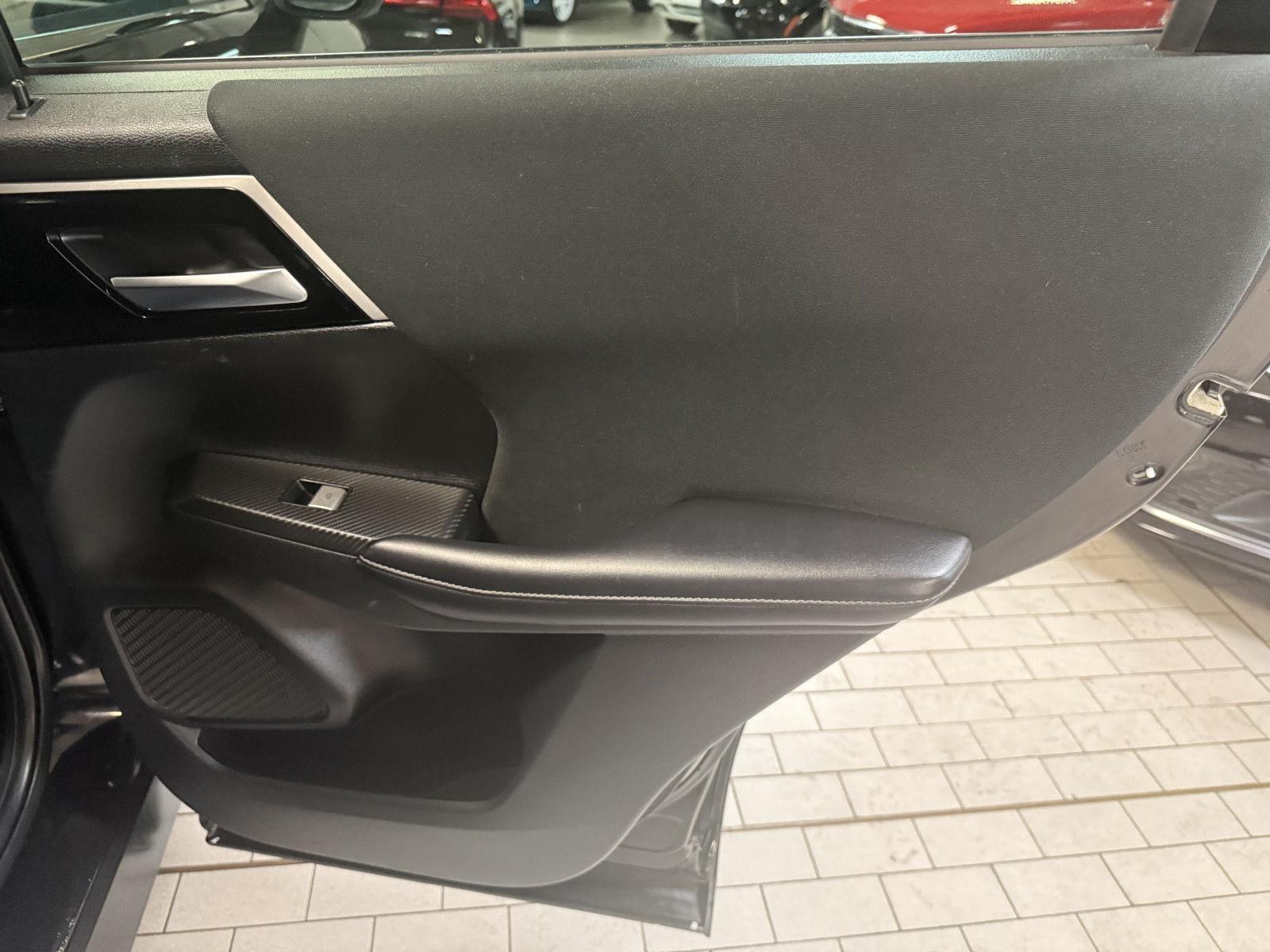 Mitsubishi Outlander ES 4WD 2022
