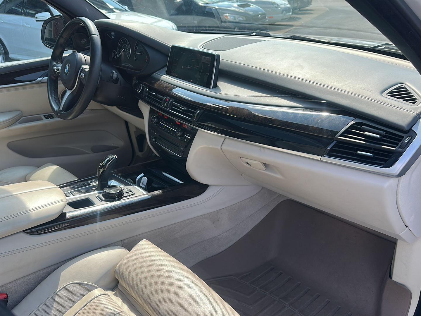 BMW X5 xDrive50i 2016