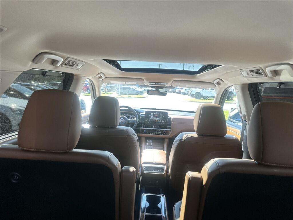 Nissan Pathfinder Platinum 2025
