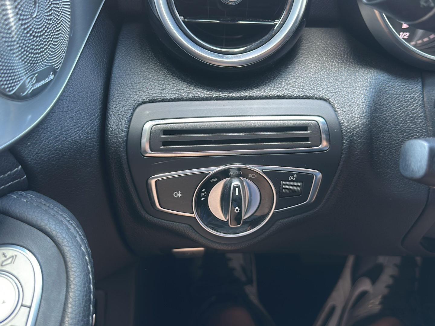 Mercedes-Benz C-Class C300 4MATIC Sedan 2015