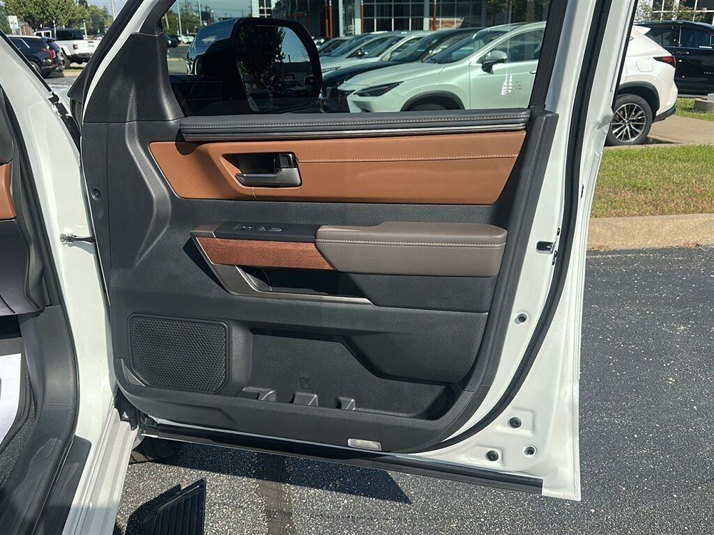 Toyota Tundra 1794 CrewMax 4WD 2026