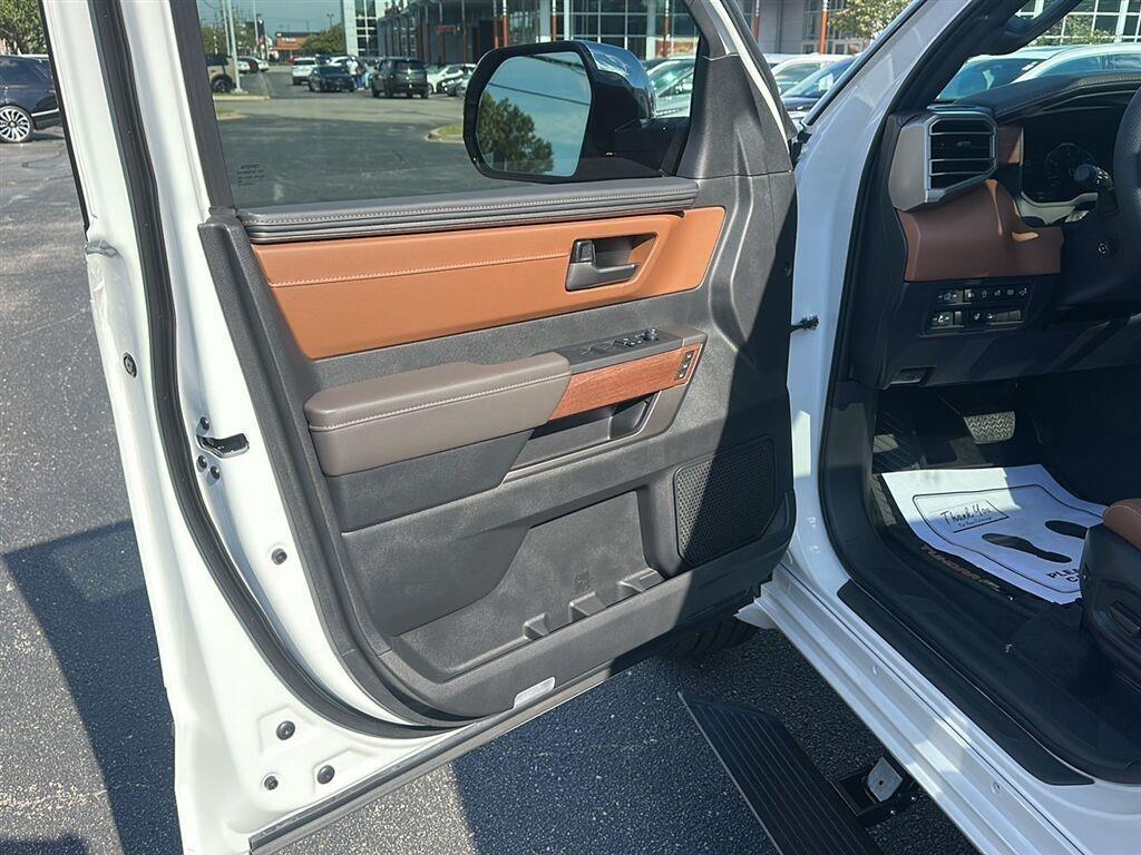 Toyota Tundra 1794 CrewMax 4WD 2026