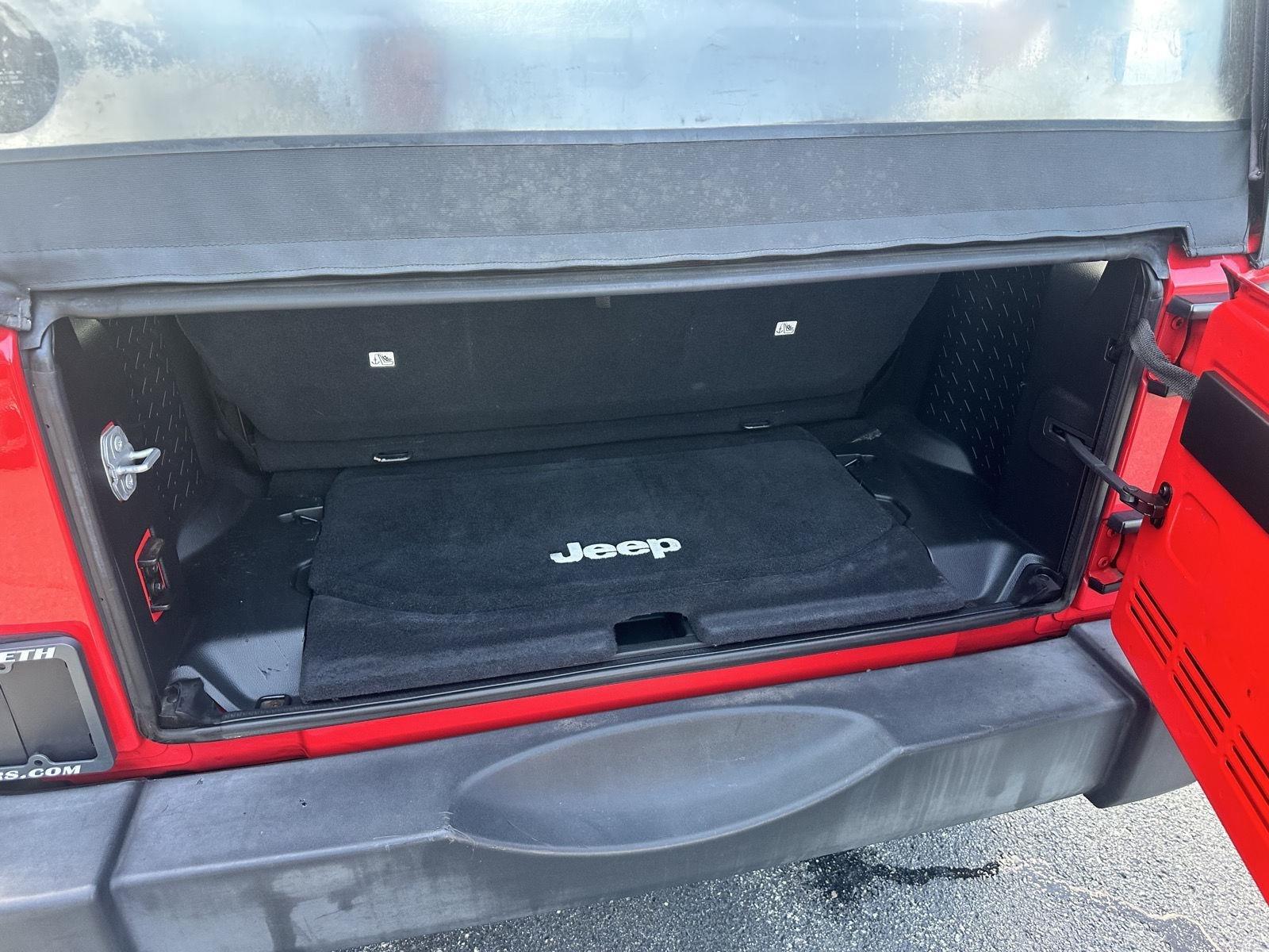 Jeep Wrangler Sport 4WD 2016