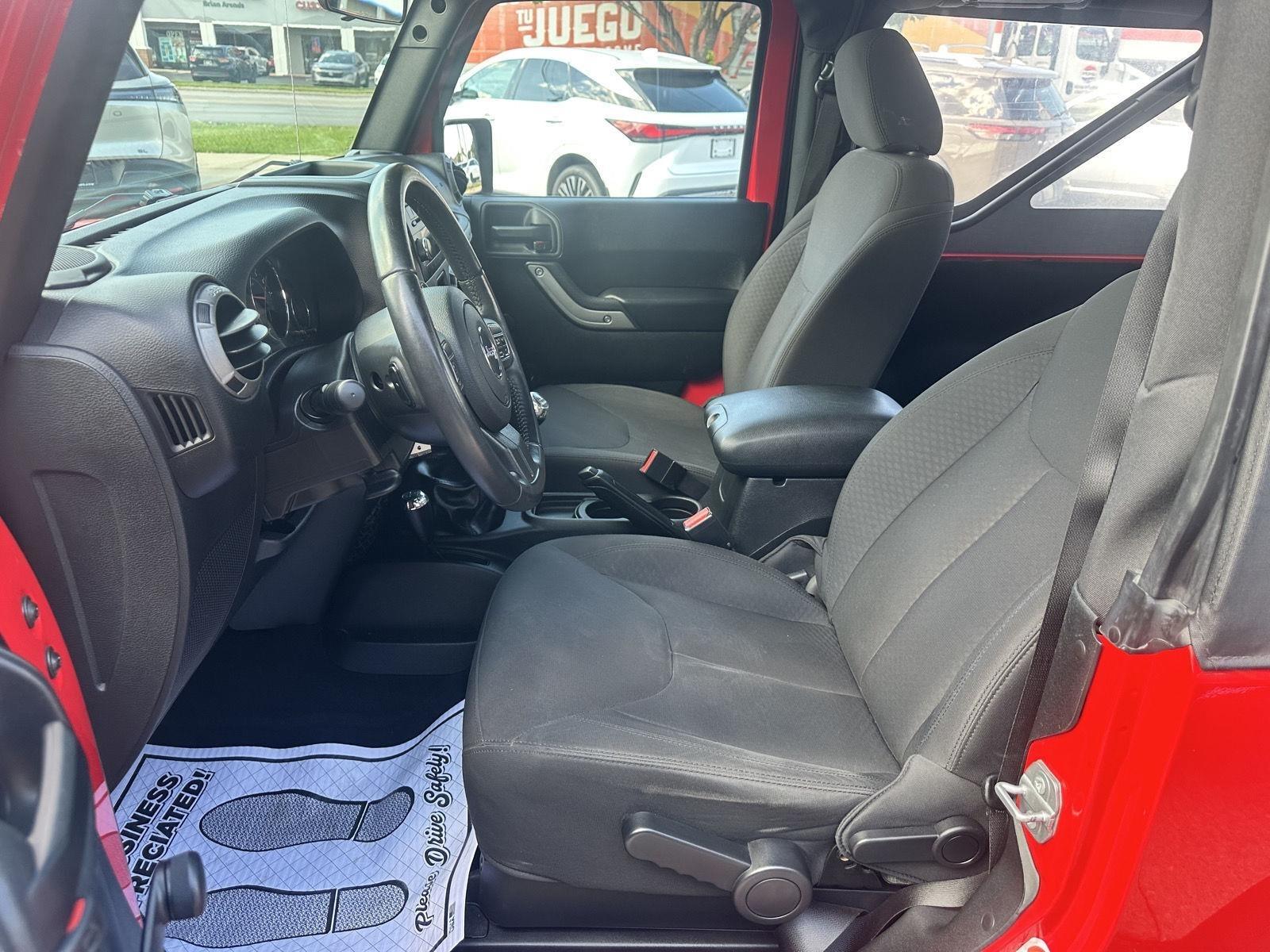 Jeep Wrangler Sport 4WD 2016