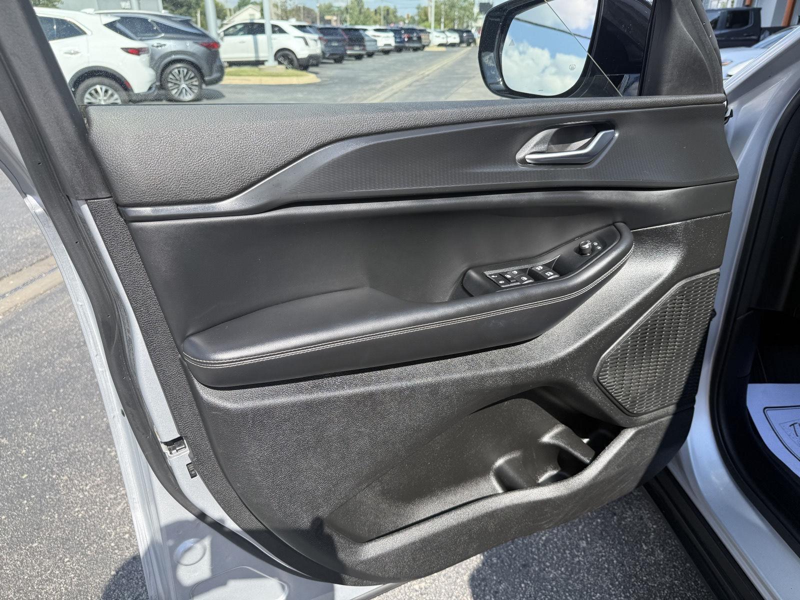 Jeep Grand Cherokee Laredo E 2WD 2023