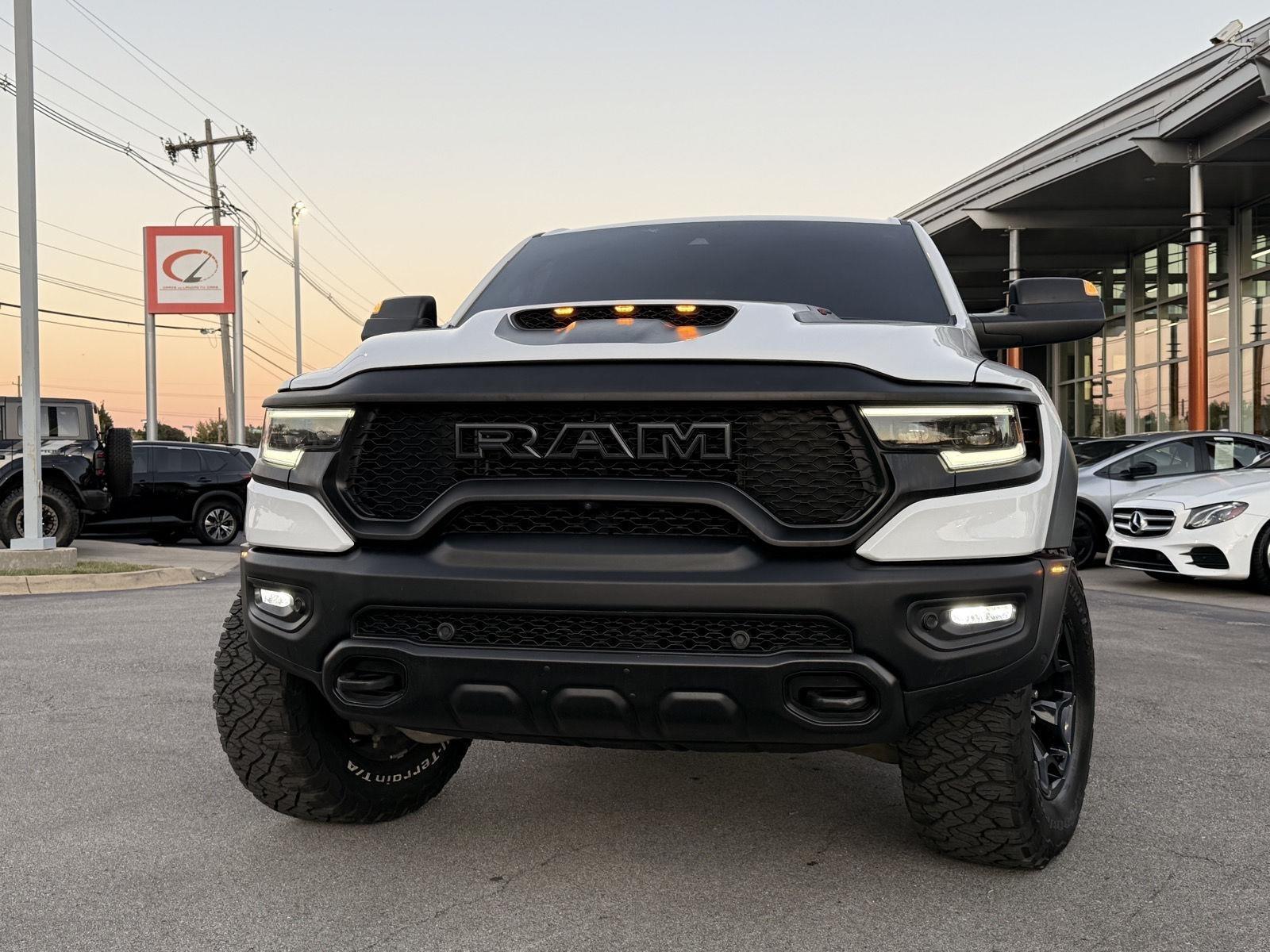 Ram 1500 photo 2