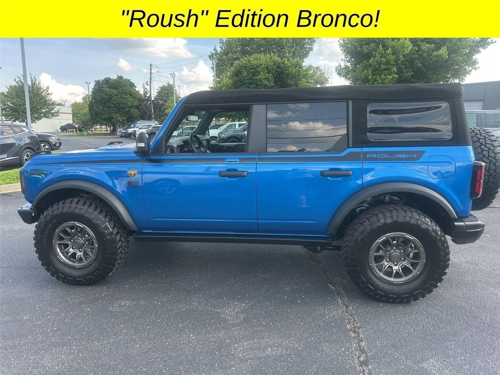 Ford Bronco Base 4-Door w/Advanced 2022