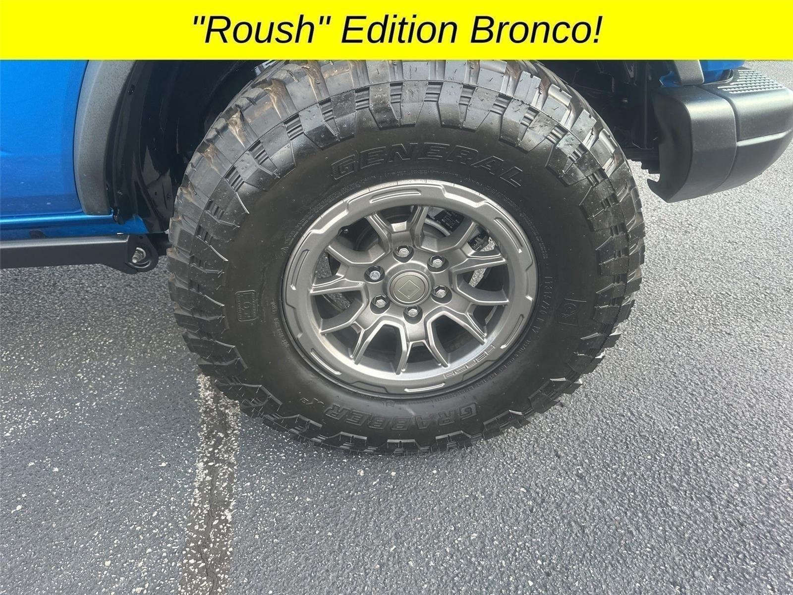 Ford Bronco Base 4-Door w/Advanced 2022