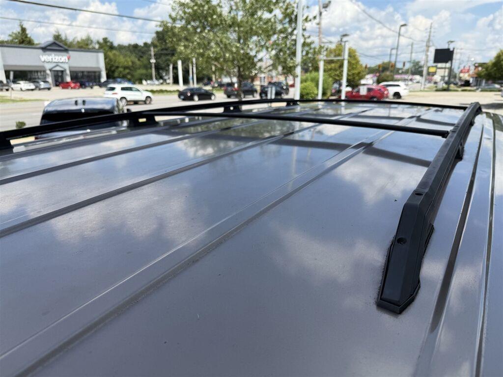 GMC Safari Passenger Van AWD 2003