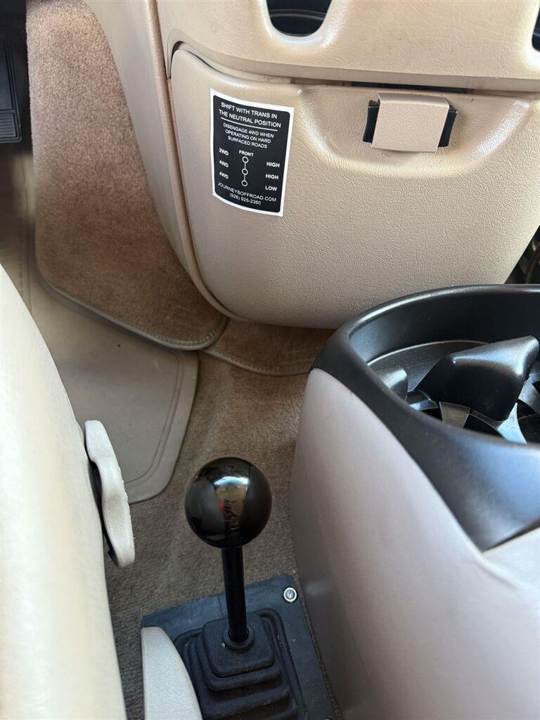 GMC Safari Passenger Van AWD 2003