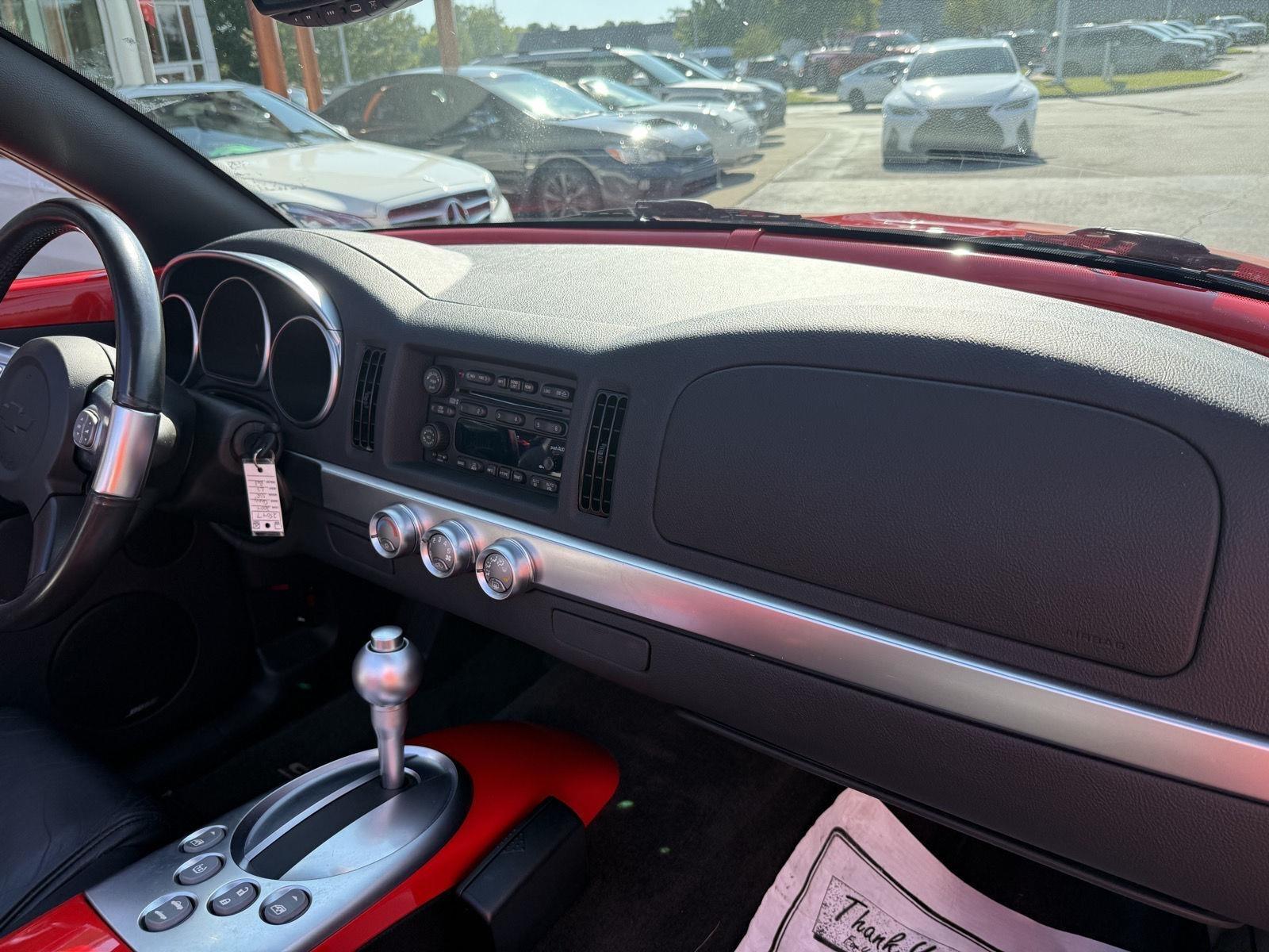 Chevrolet SSR Base 2004
