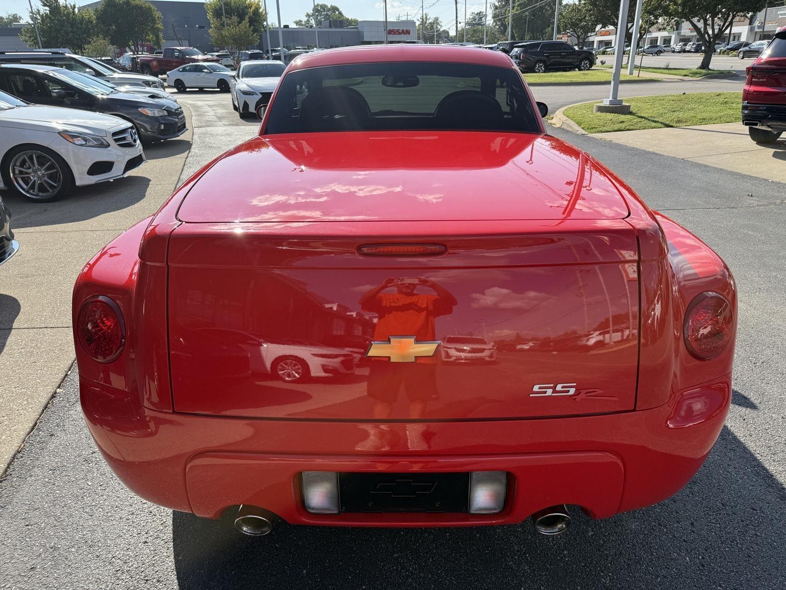 Chevrolet SSR Base 2004