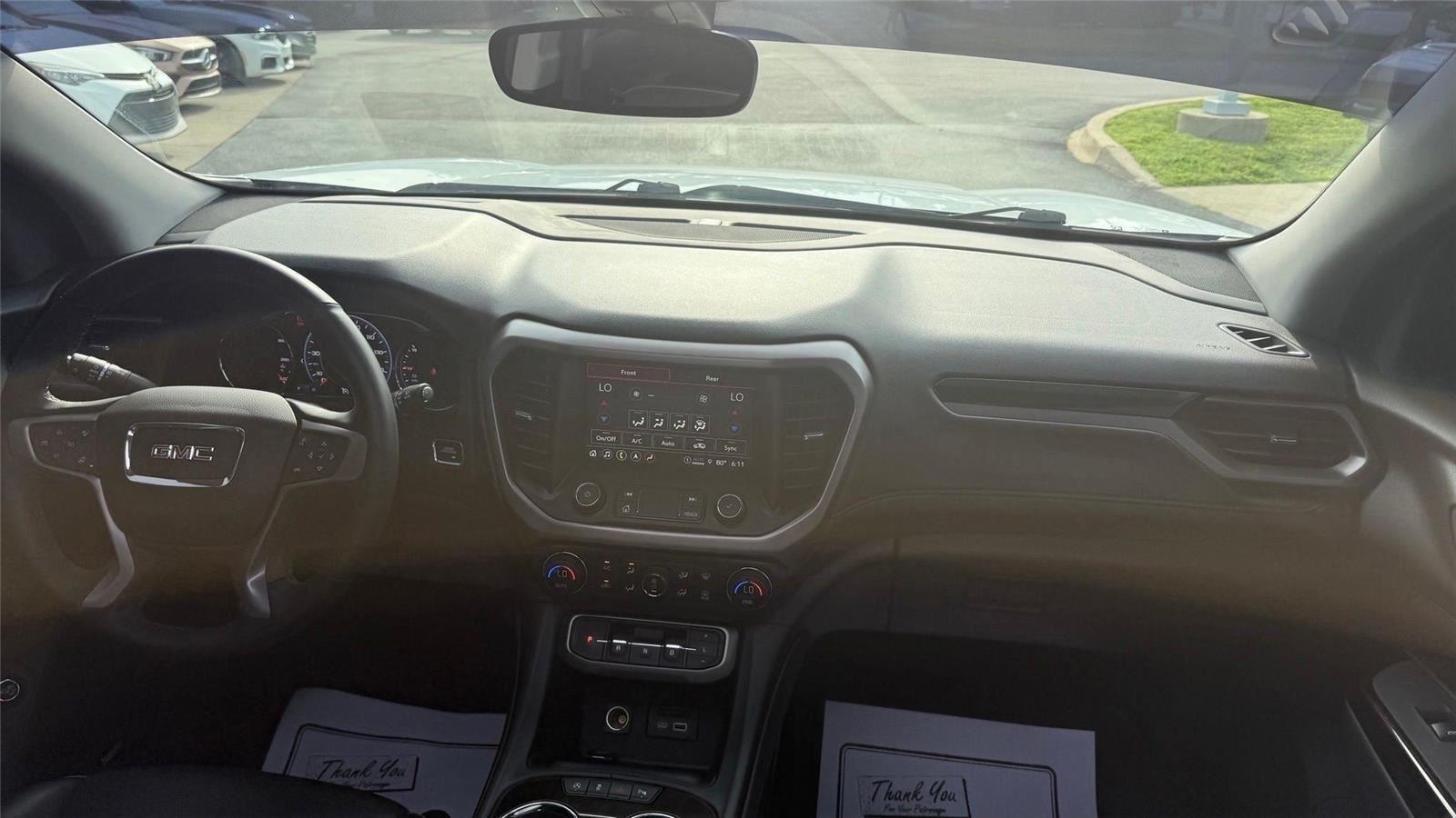 GMC Acadia SLE 2023