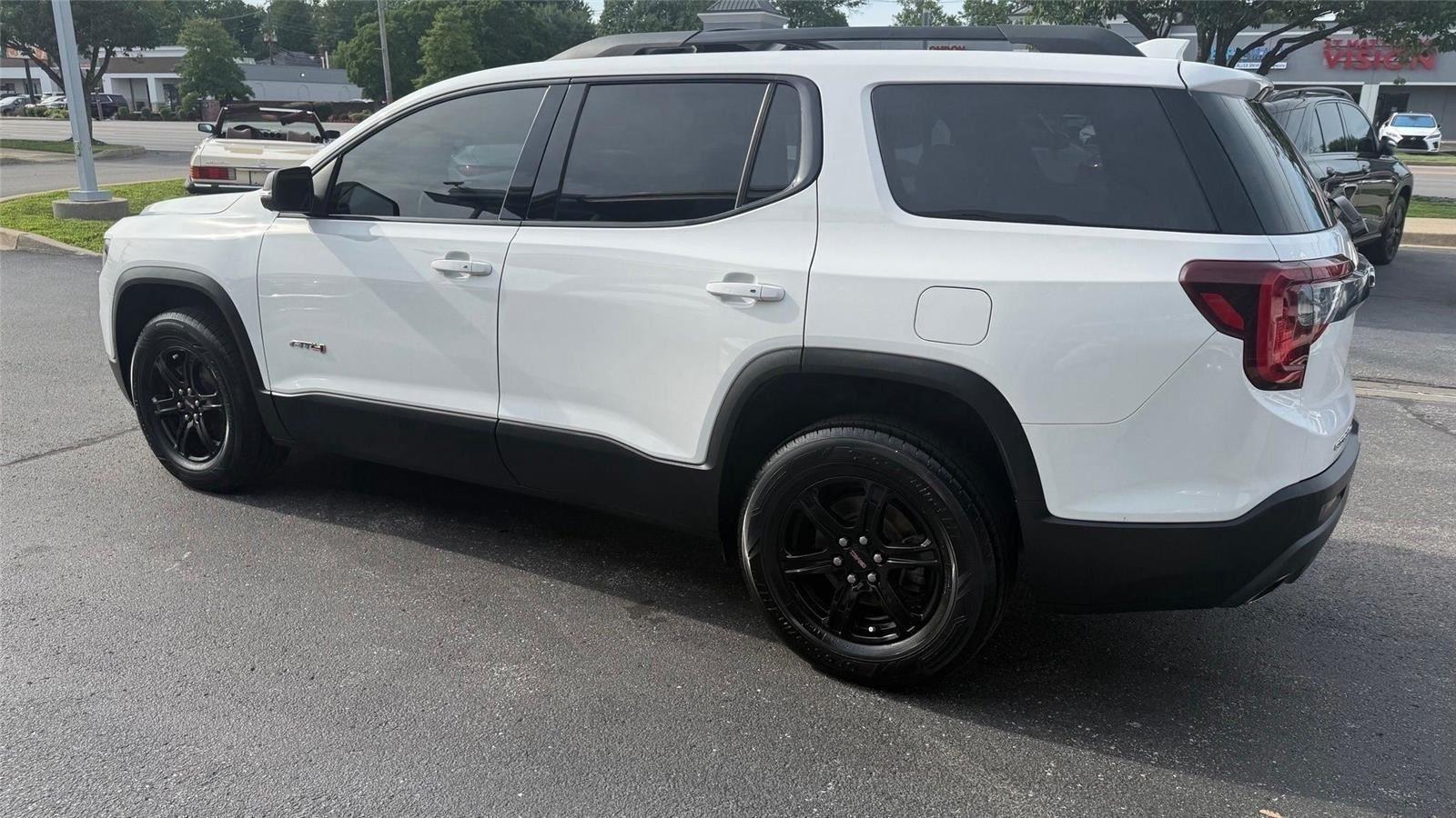 GMC Acadia SLE 2023