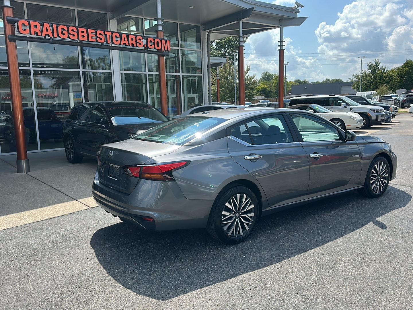 Nissan Altima 2.5 SV 2025