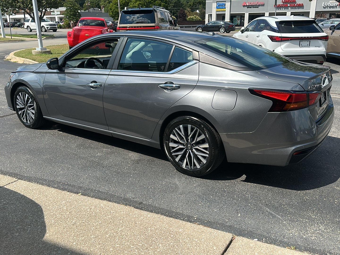 Nissan Altima 2.5 SV 2025