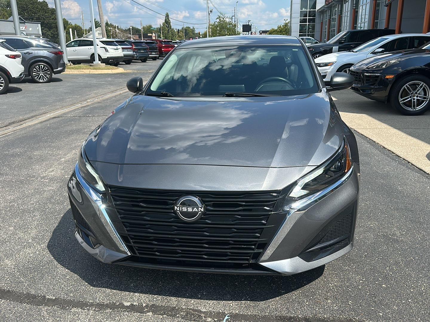 Nissan Altima 2.5 SV 2025