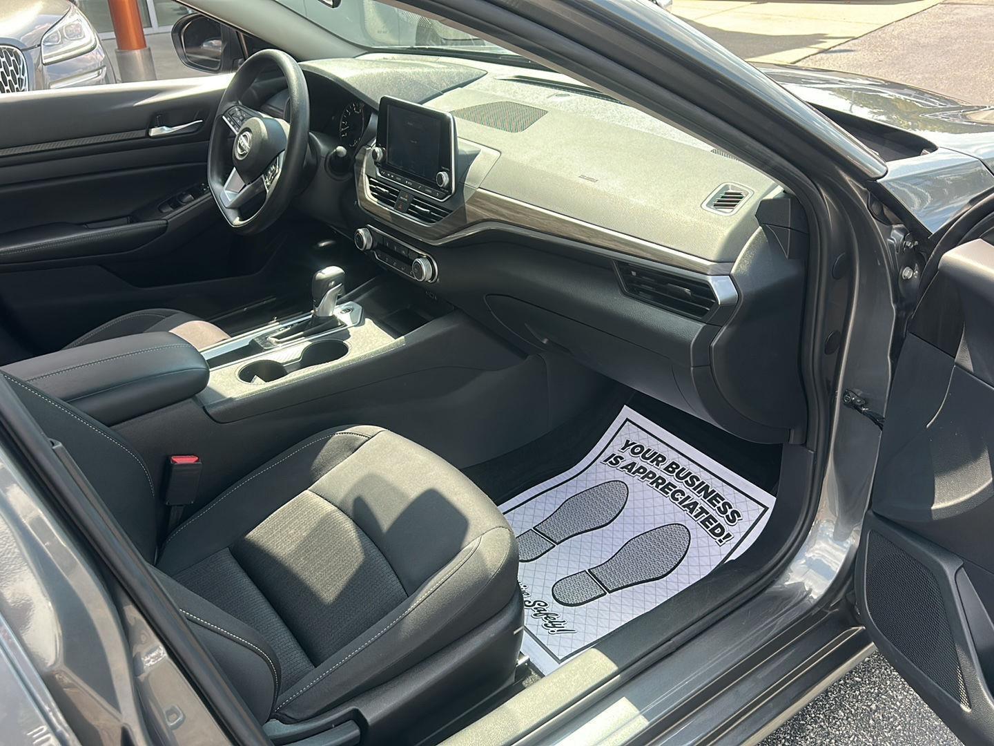 Nissan Altima 2.5 SV 2025
