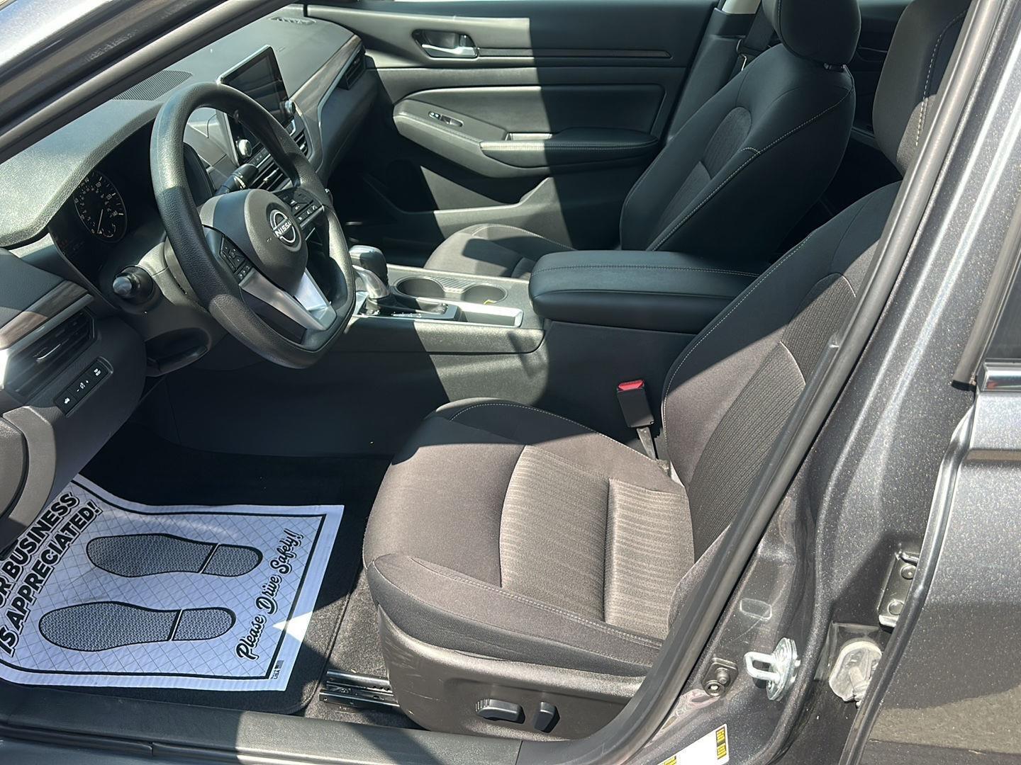 Nissan Altima 2.5 SV 2025