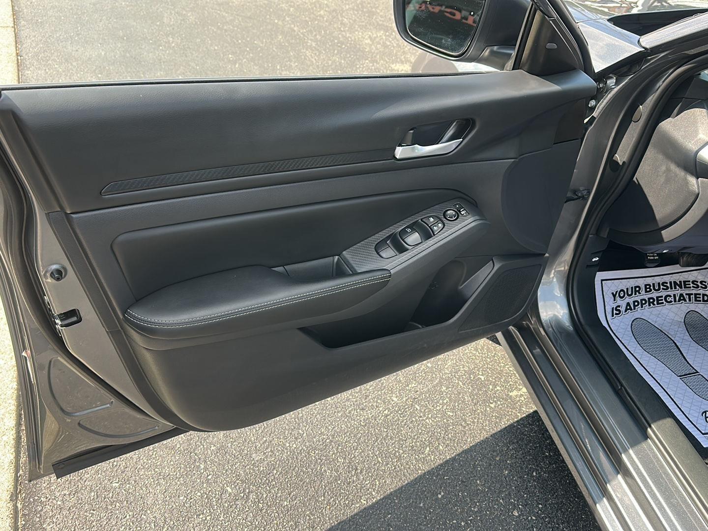Nissan Altima 2.5 SV 2025