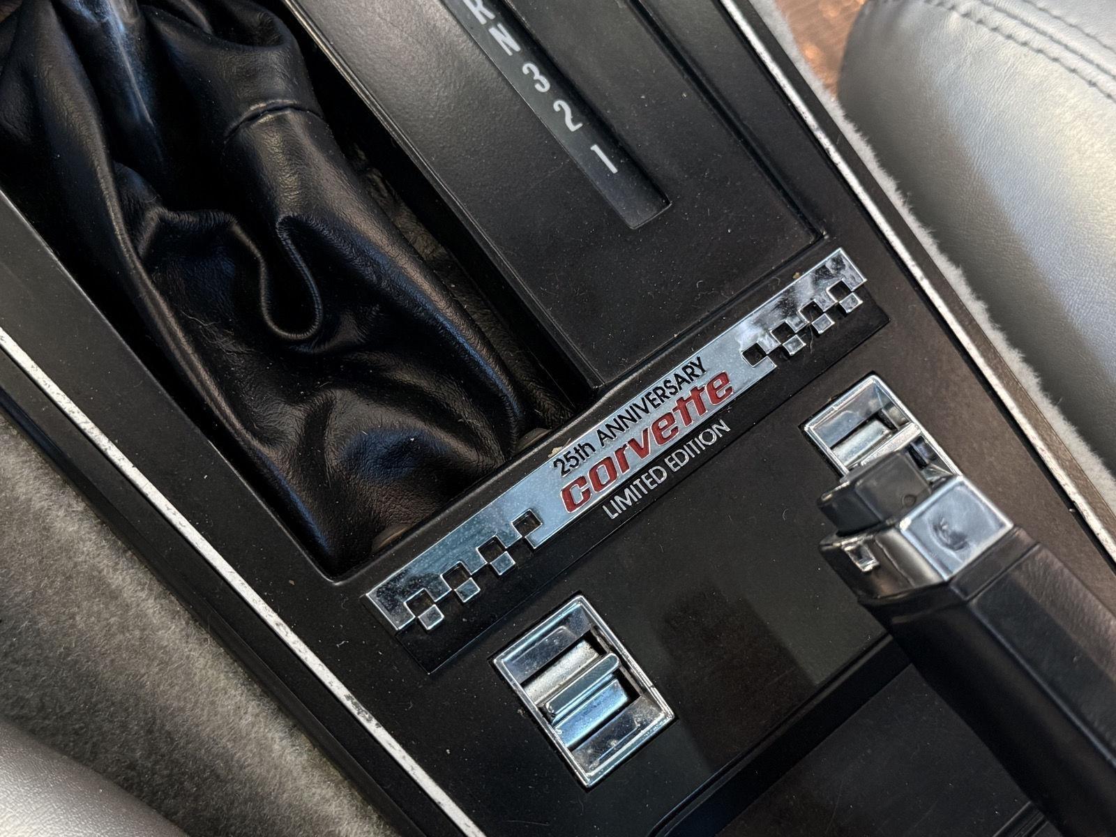 Chevrolet Corvette  1978