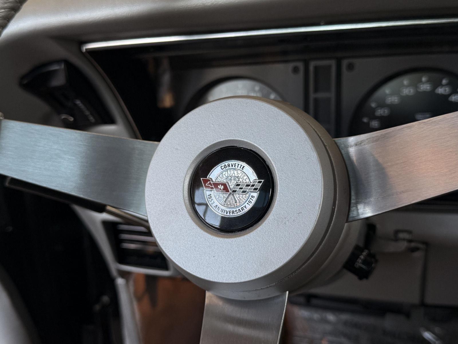 Chevrolet Corvette  1978