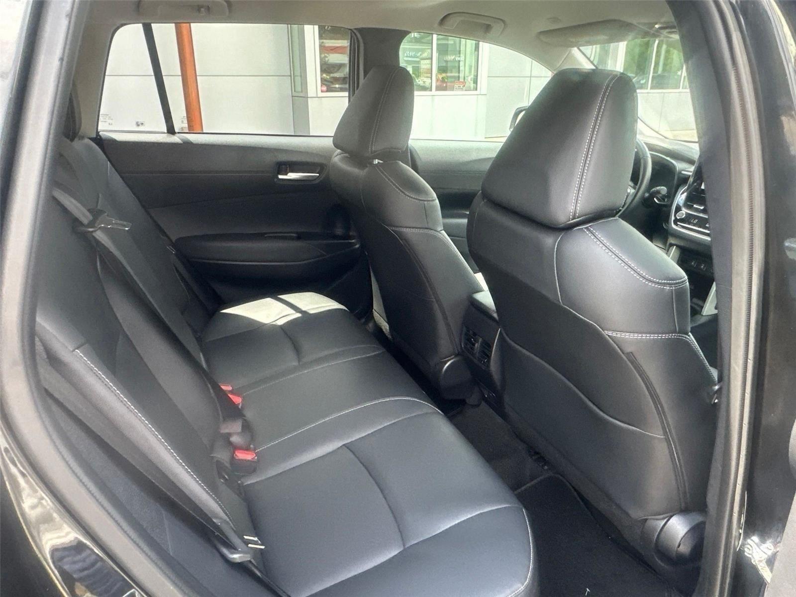 Toyota Corolla Cross XLE 2025