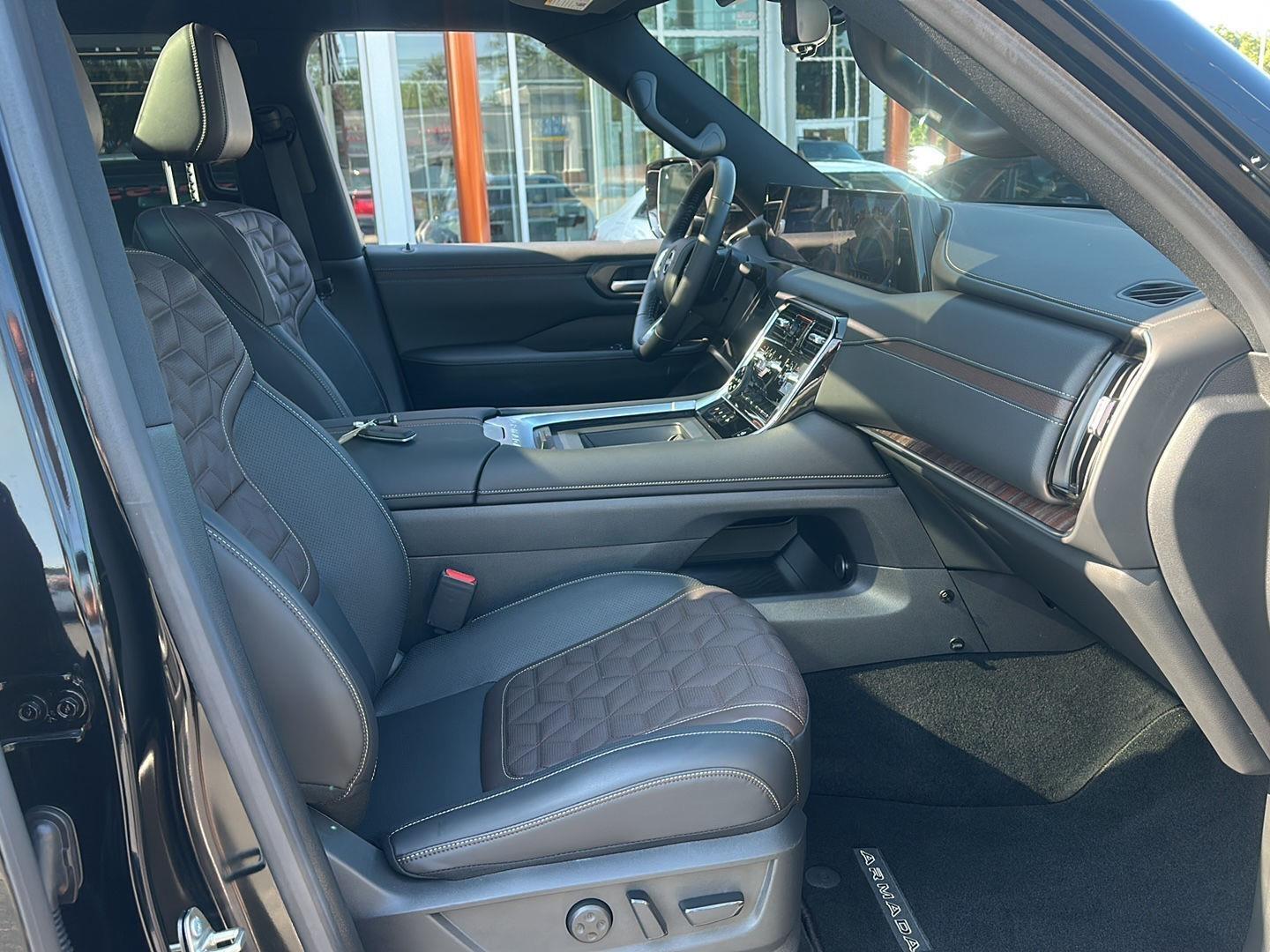 Nissan Armada Platinum 4WD 2025