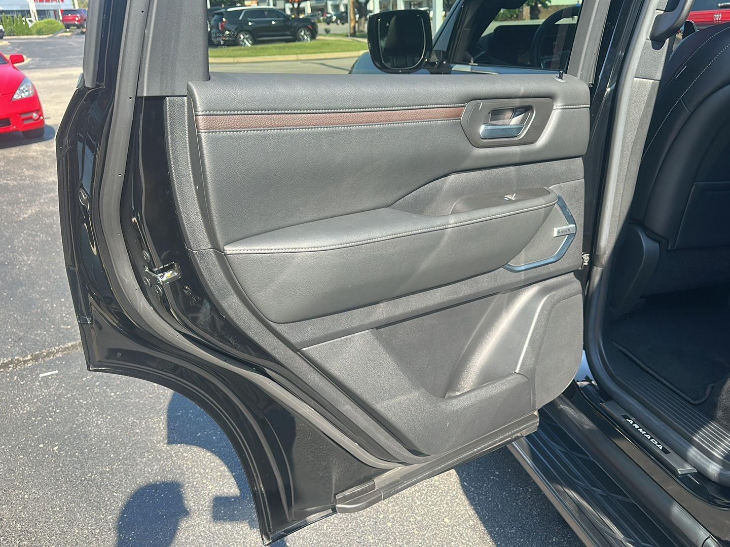 Nissan Armada Platinum 4WD 2025