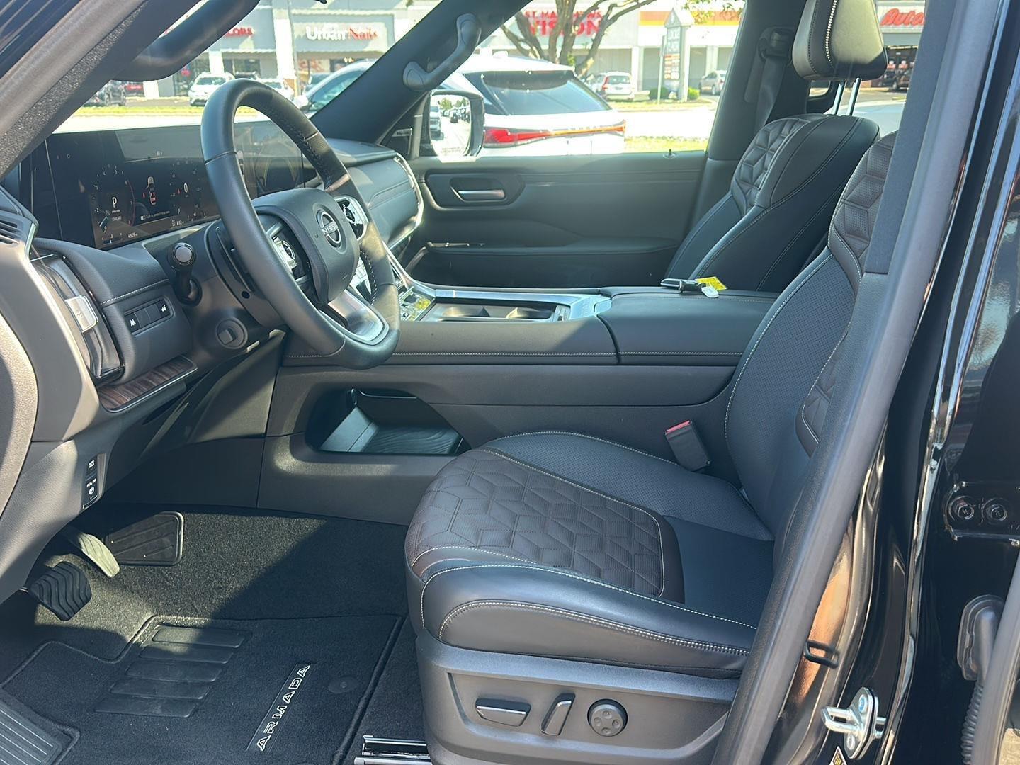 Nissan Armada Platinum 4WD 2025
