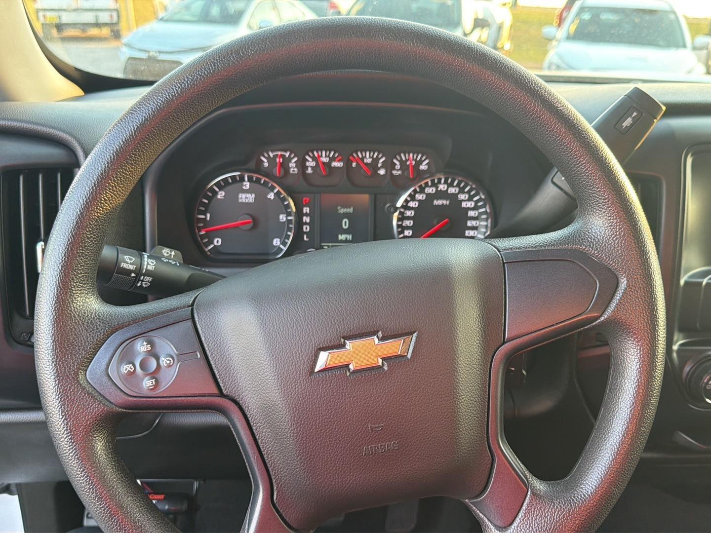 Chevrolet Silverado 1500 Custom Double Cab 4WD 2019