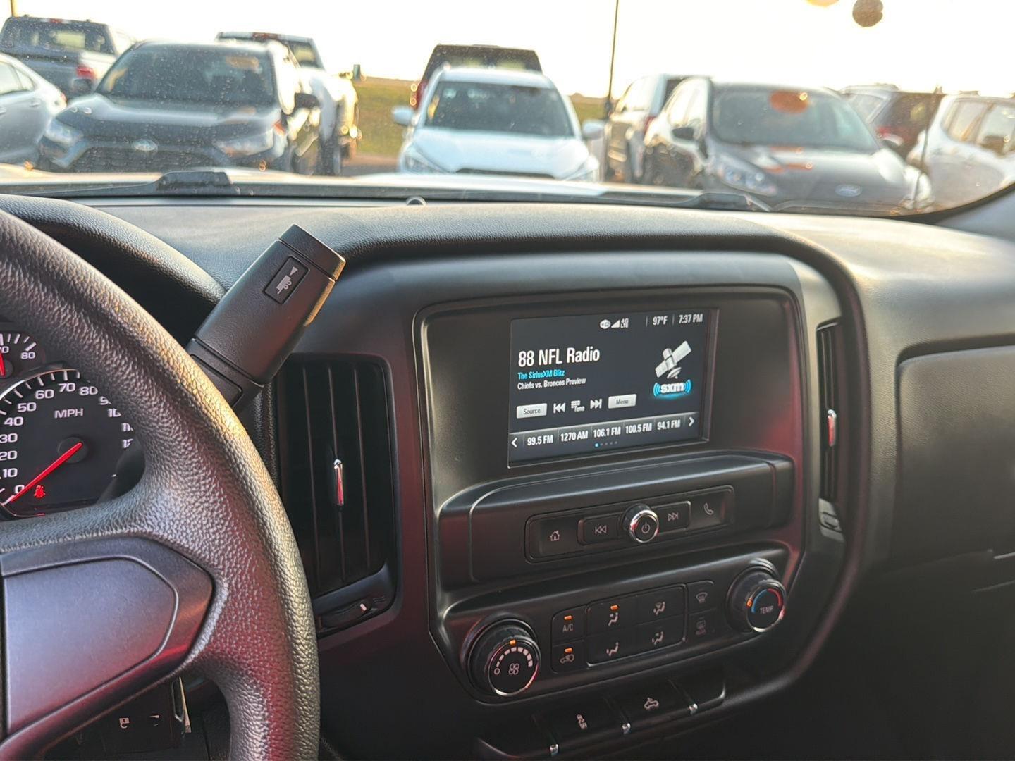 Chevrolet Silverado 1500 Custom Double Cab 4WD 2019