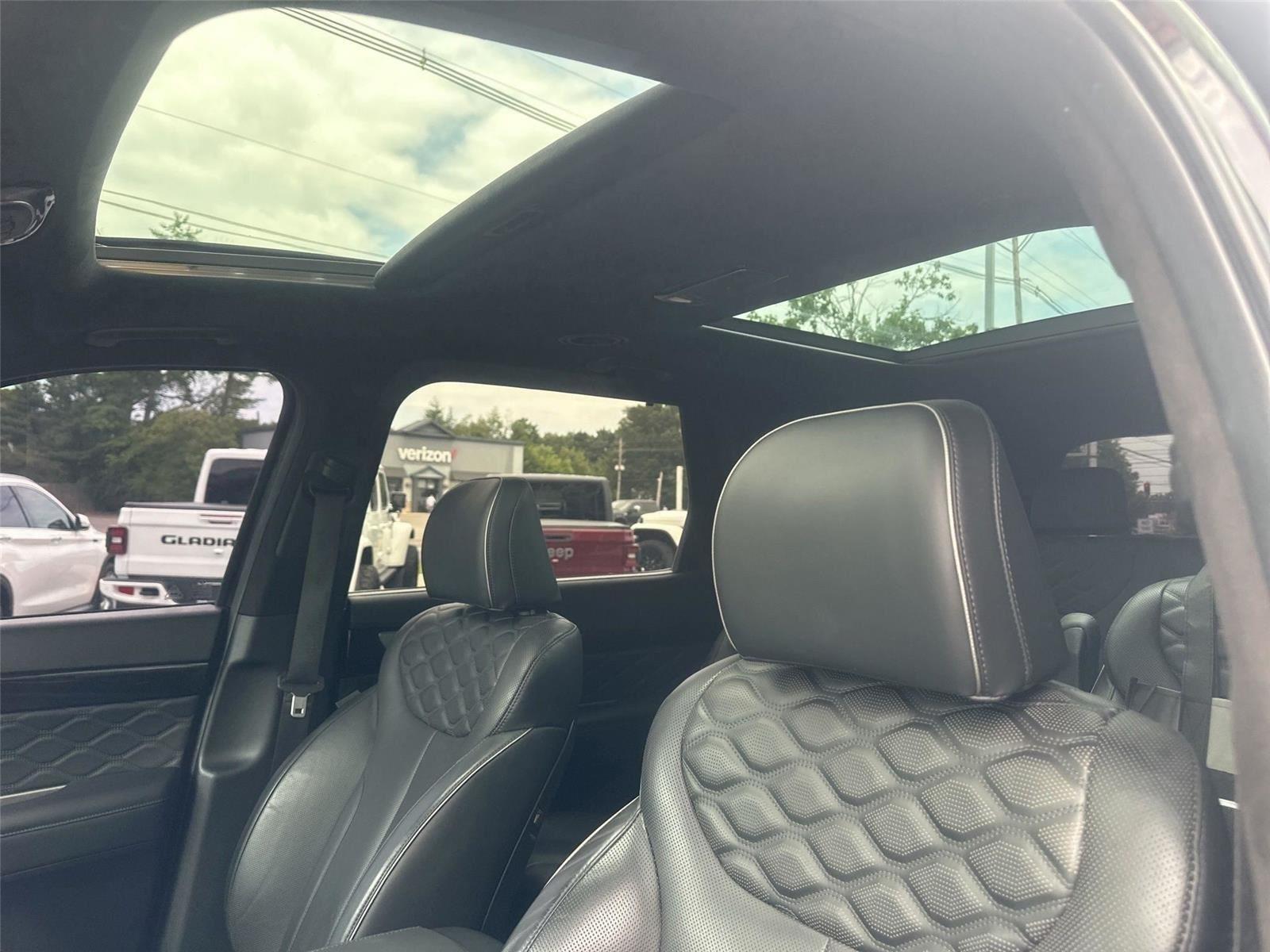 Hyundai Palisade Calligraphy AWD 2022