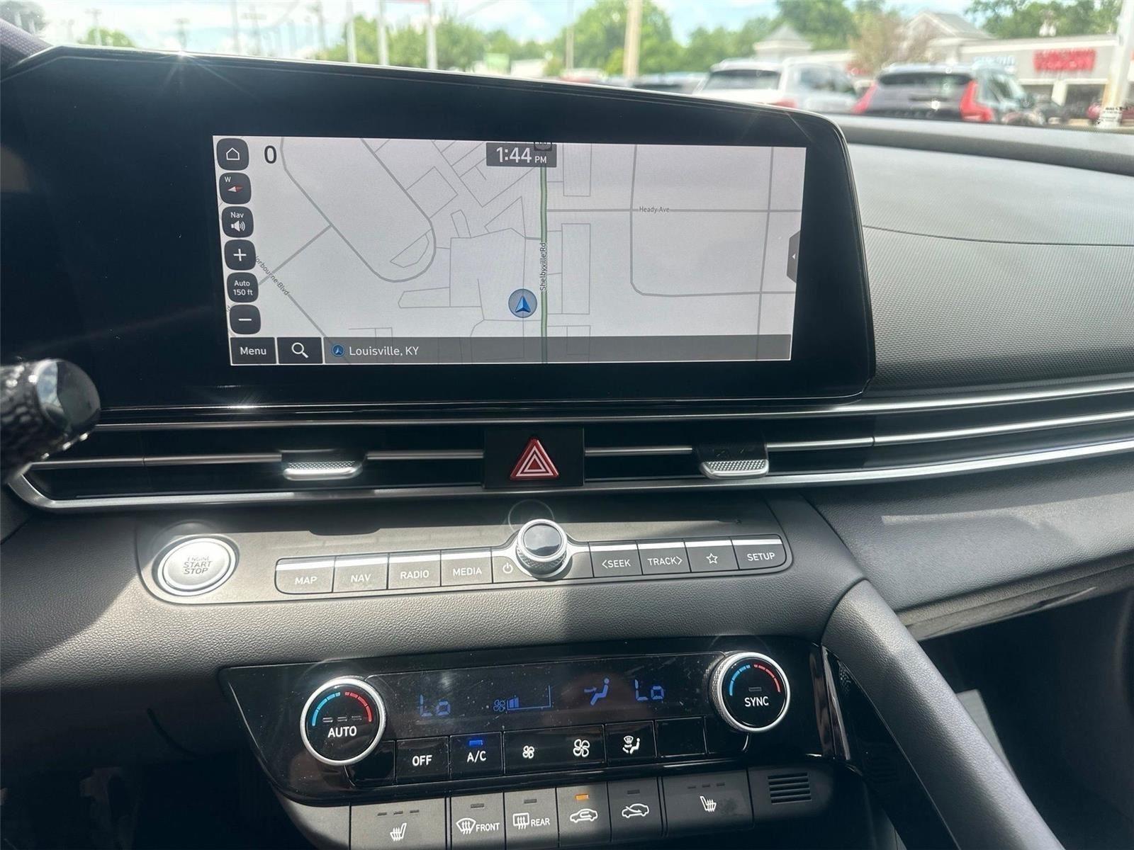 Hyundai Elantra SEL Convenience 2025