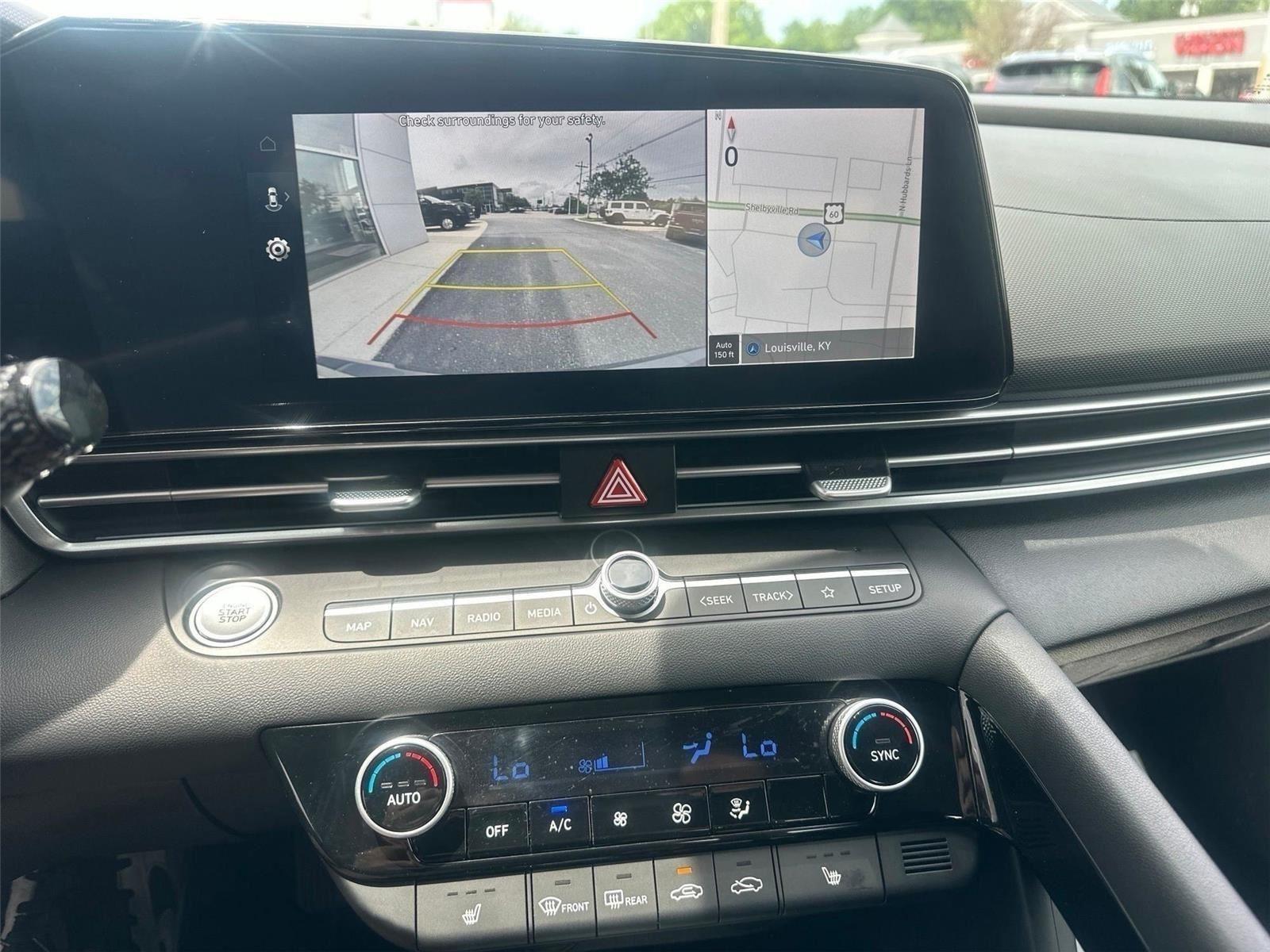 Hyundai Elantra SEL Convenience 2025