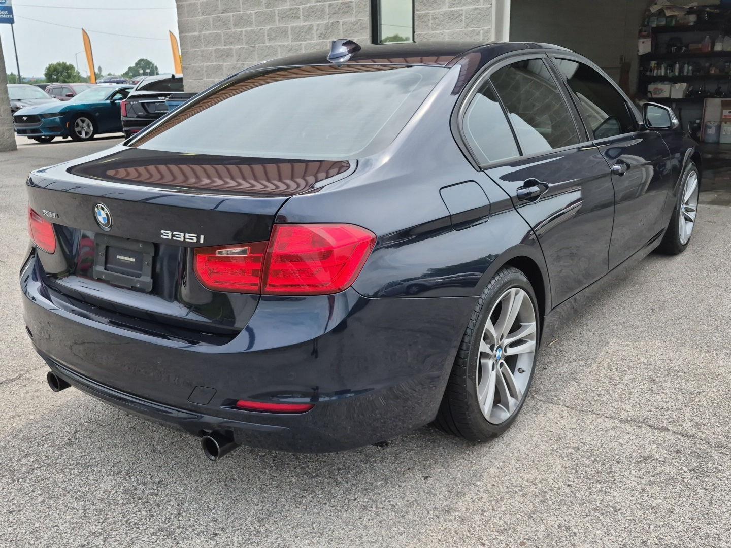 BMW 3-Series 335i xDrive Sedan 2014