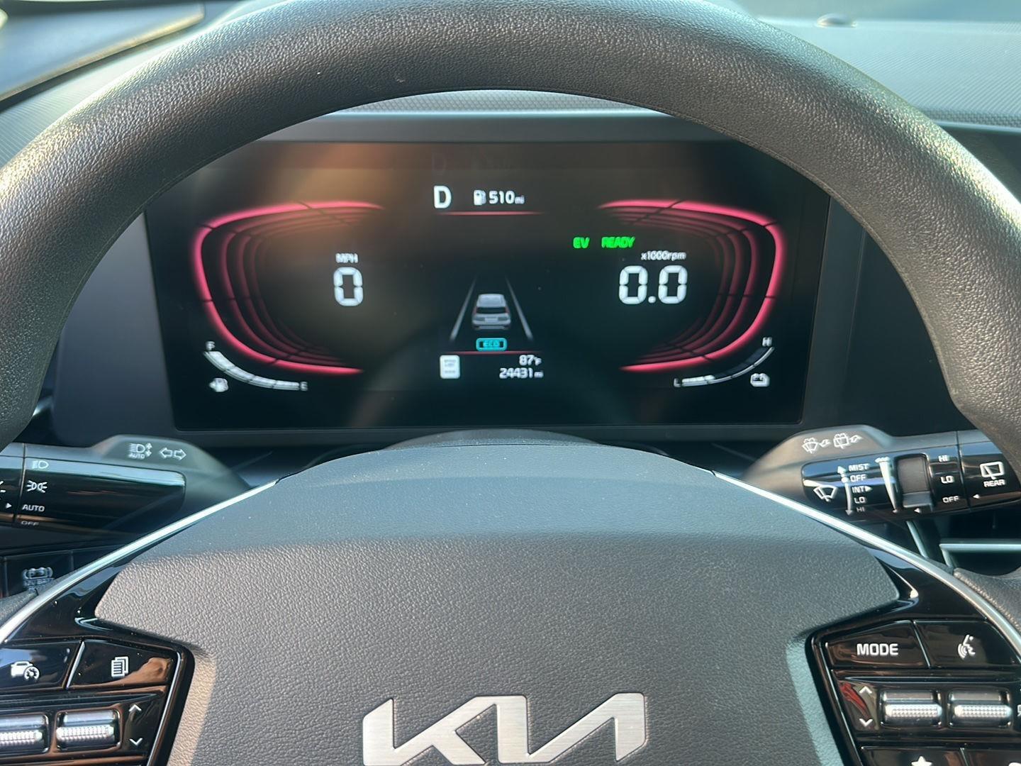 Kia Niro LX 2025